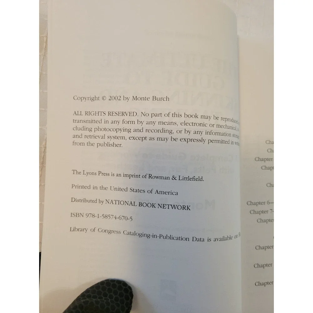 The‎ Ultimate Guide to Skinning and Tanning Monte Burch Softcover Book 2002 ISBN